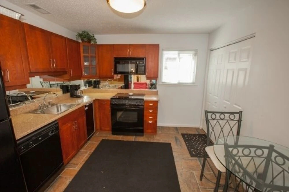 William B. Virginia Beach - 6 Br Home