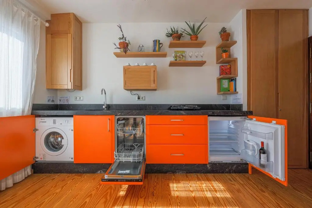 Cozy 1br Apt Recently Renovated in City Centre
