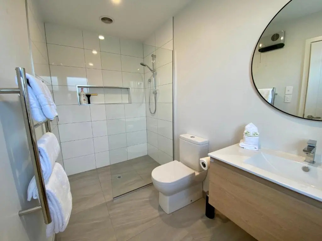 Stylish, Tasteful in Totara