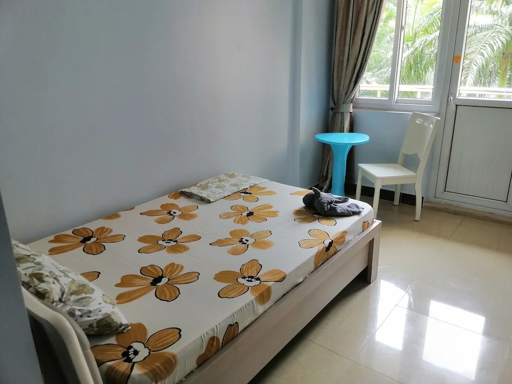 Mariana Home
