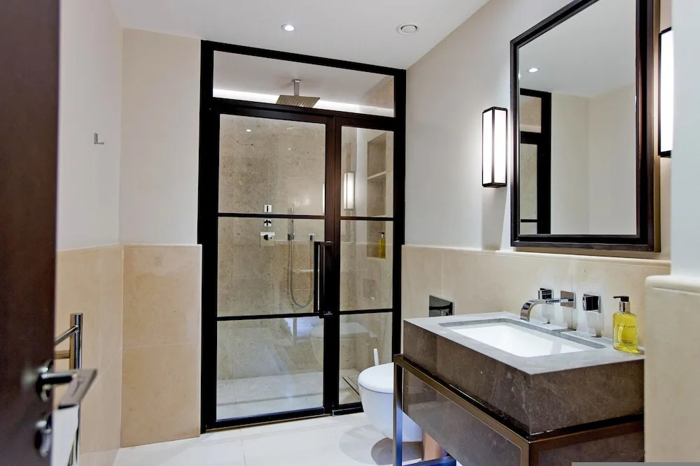 2-bed Superior Apt 208