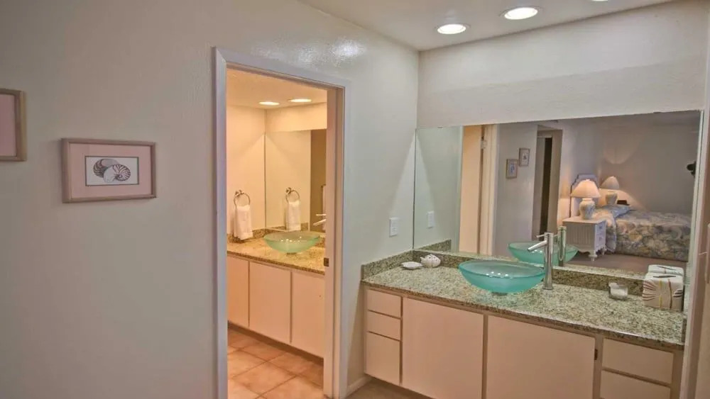 214 - 3 Br Condo