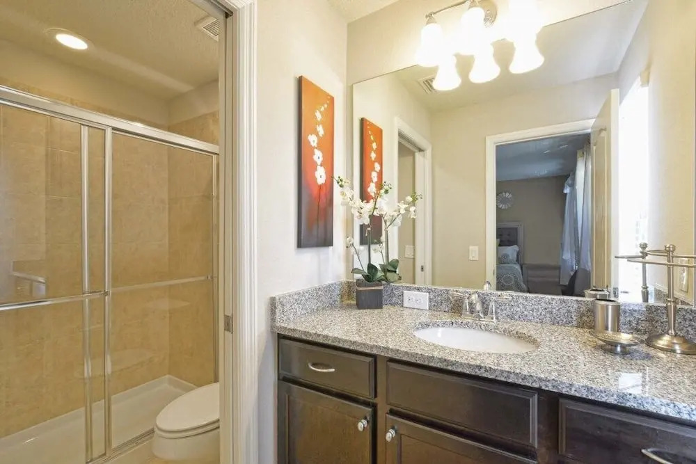 9 Bed House W/pool &spa In Windsor Westside-3704ww 9 Bedroom Home