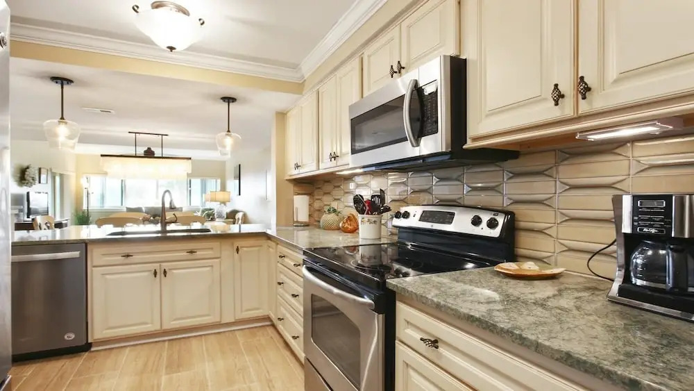 410 Captain's Walk - 2 Br villa by RedAwning