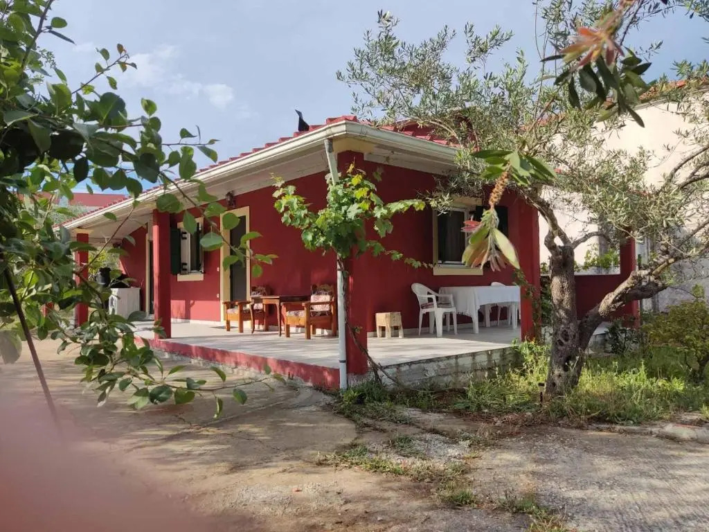 Eva's House