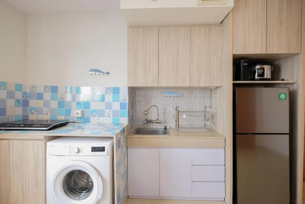 Minimalist 1Br With Extra Room At Evenciio Margonda Apartment