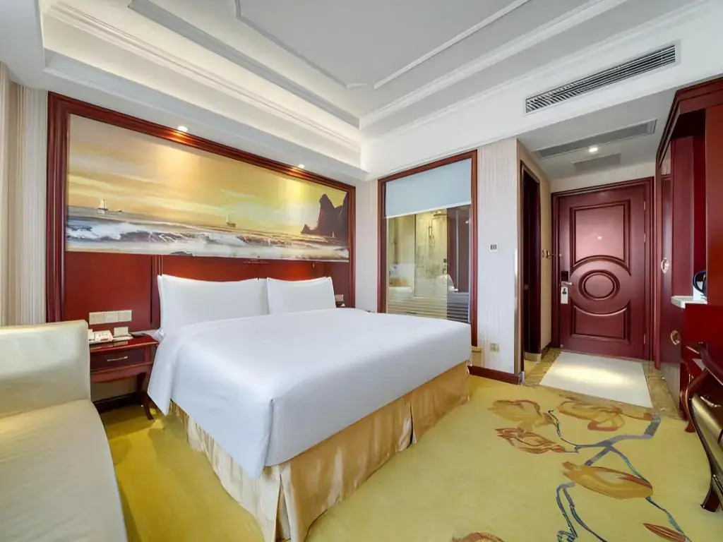 Vienna International Hotel Shanghai International Tourism and Resorts Zone