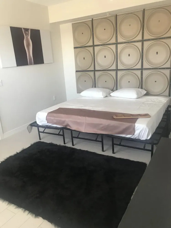 RR Desginer B&B