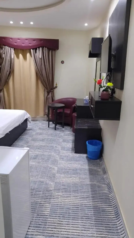 Desert Rose Hotel