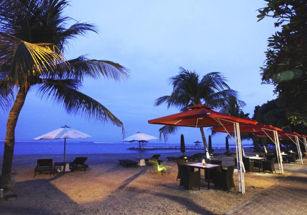 Vila Shanti Beach Hotel