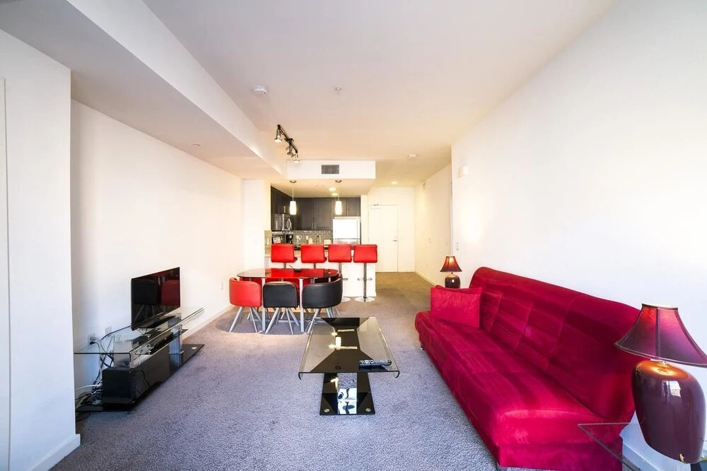 Fountain Suites II