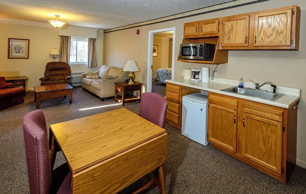 Westgate Inn