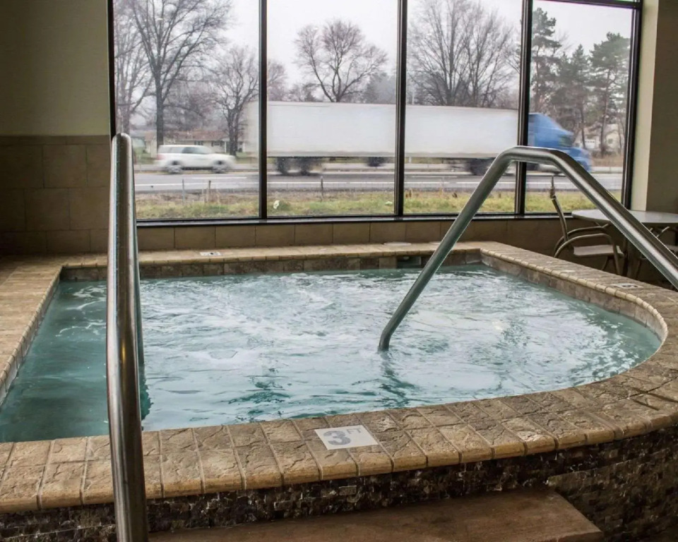 Garner Hotel Wadsworth by IHG