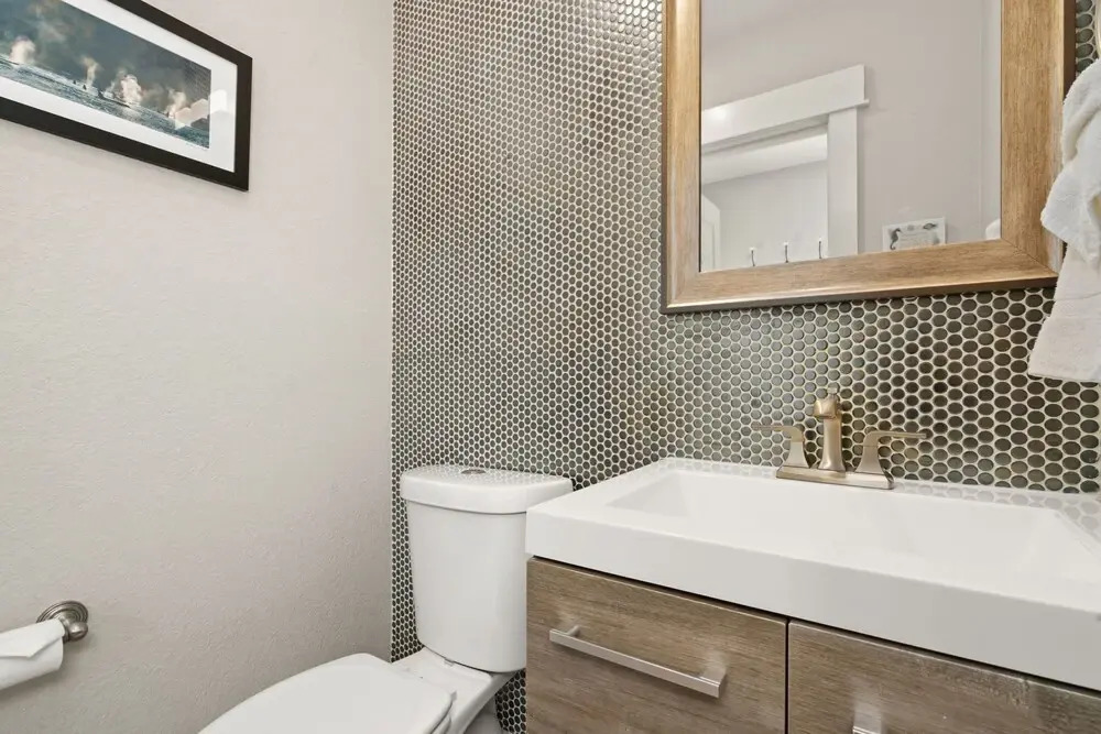 CSU Hideaway King Bd, Backyard Oasis, EV Charger