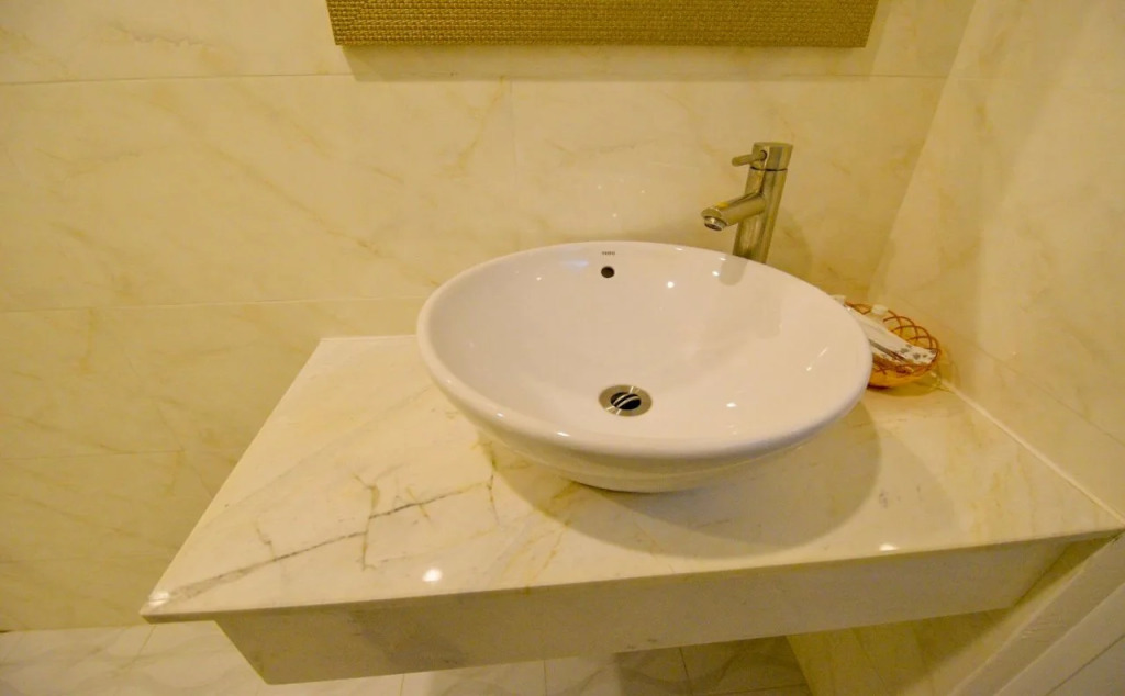 So Ri Hotel