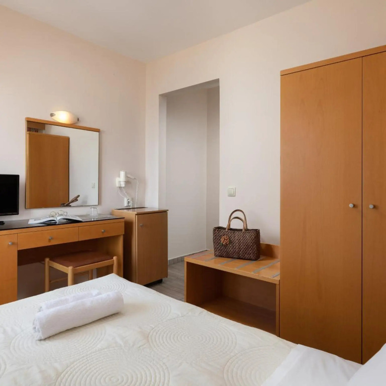 Nafsika Hotel