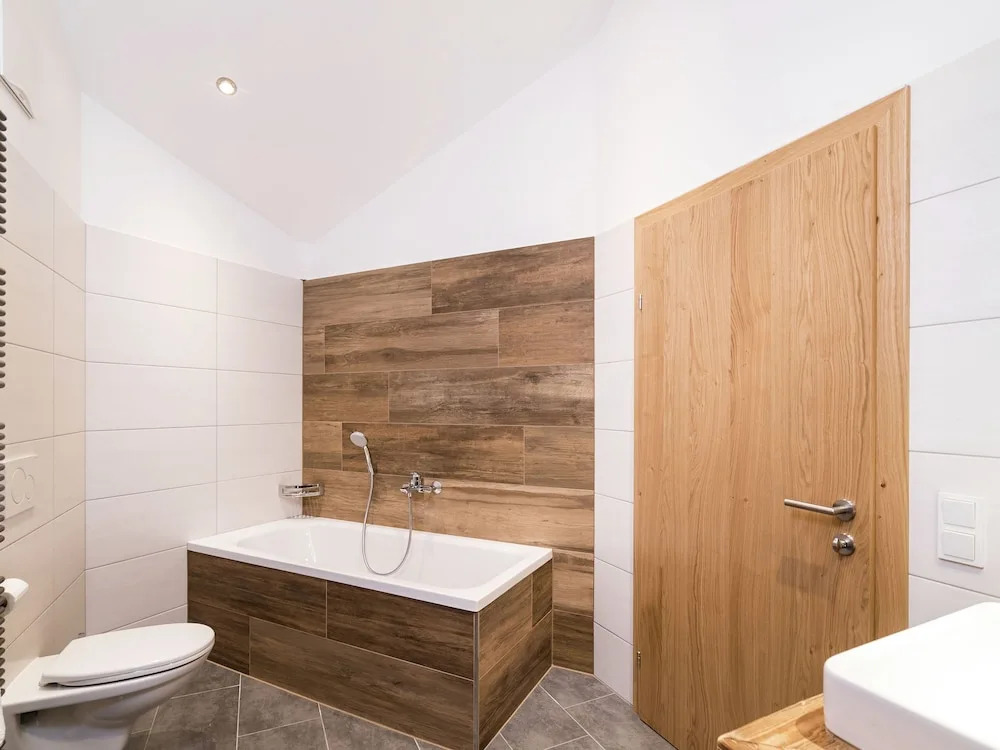 Apartment Alpendorf near Ski Slopes