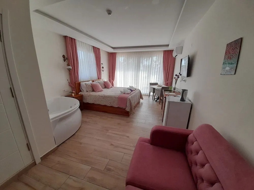 Infinity Ruby Hotel