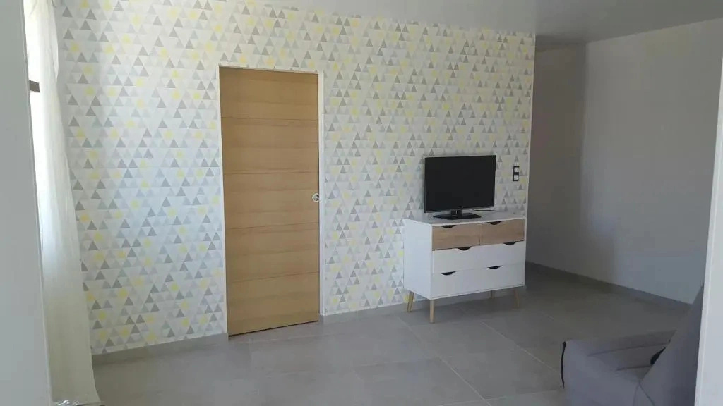 T2 De 45 M2 Sur Porticcio Avec Jardin