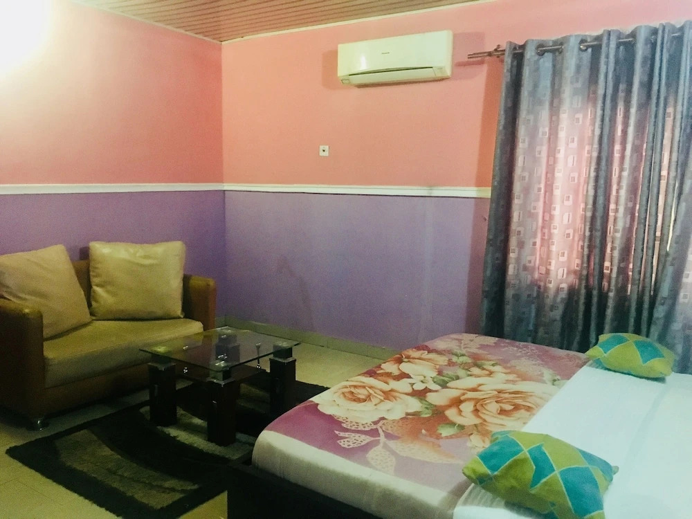 Sylva Link Hotel