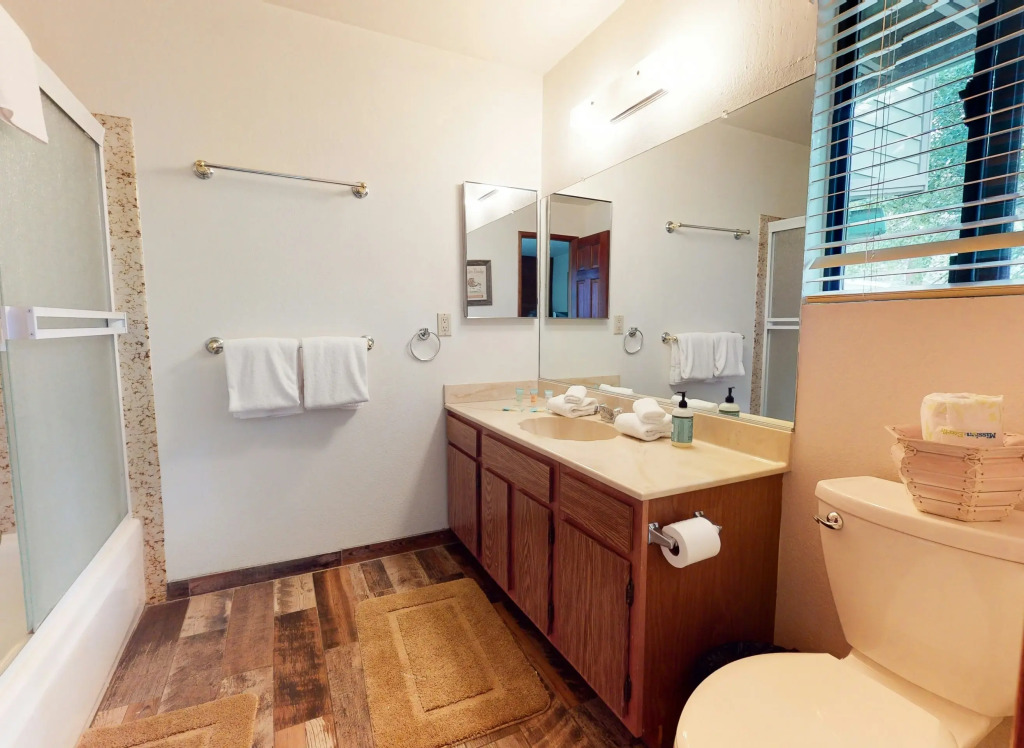 Mammoth Sierra Townhomes #32