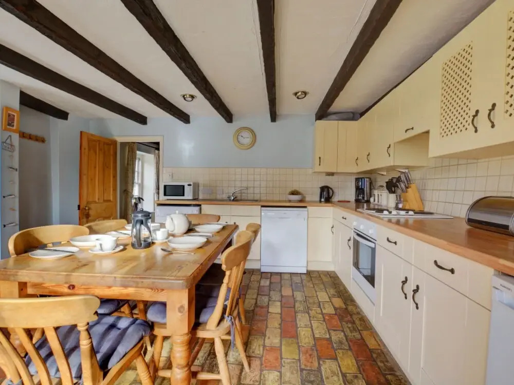 3 Bed in Thornham oc-983