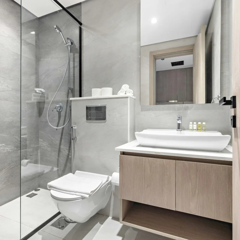 Chic Studio in new Residence With Pool Sauna gym