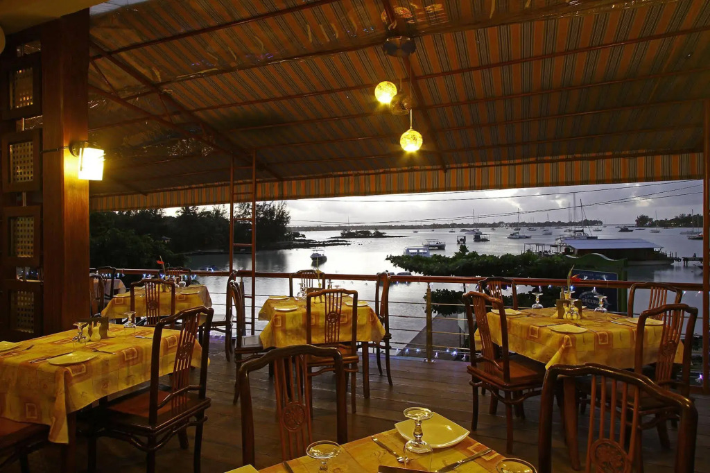 Azure Beach Boutique Hotel