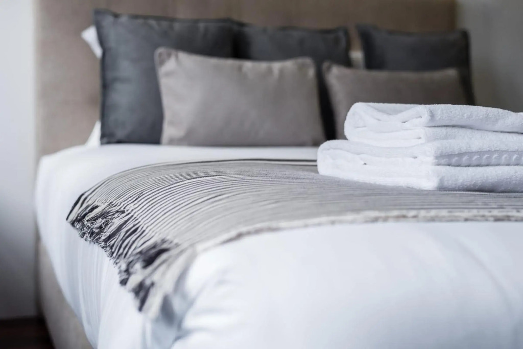GuestReady - Subzero Design