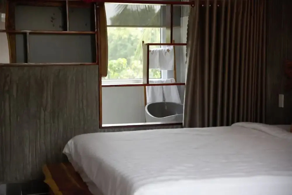 Charm Hon Rom Villas Resort