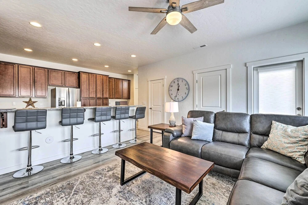 Nampa Townhome ~ 18 Mi to Downtown Boise