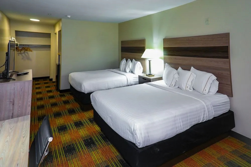 Texan Inn - Carrizo Springs