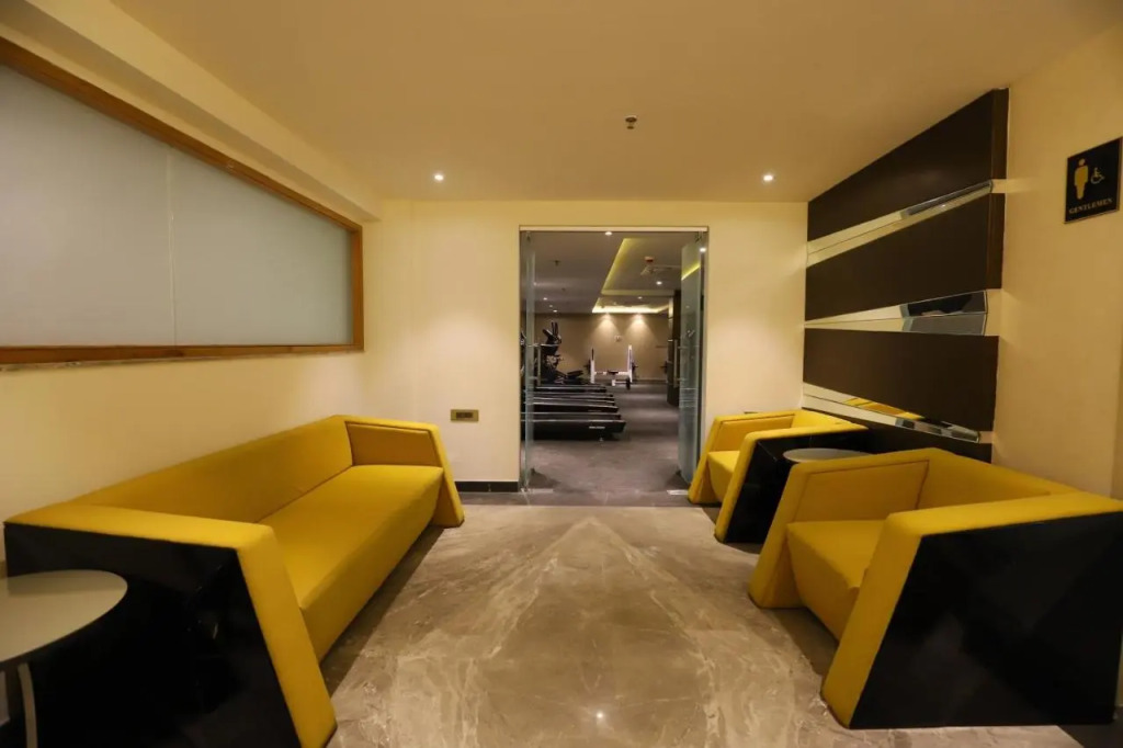 The Pristine Hotel Kanpur