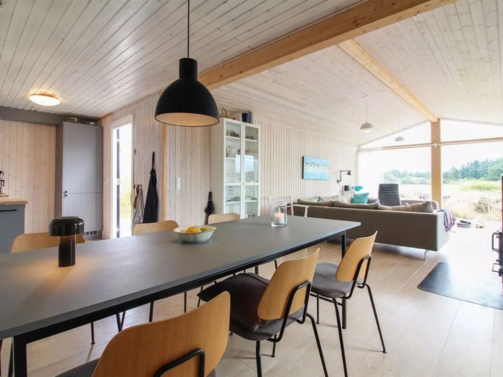 "Folkhart" - 480m from the sea in NW Jutland