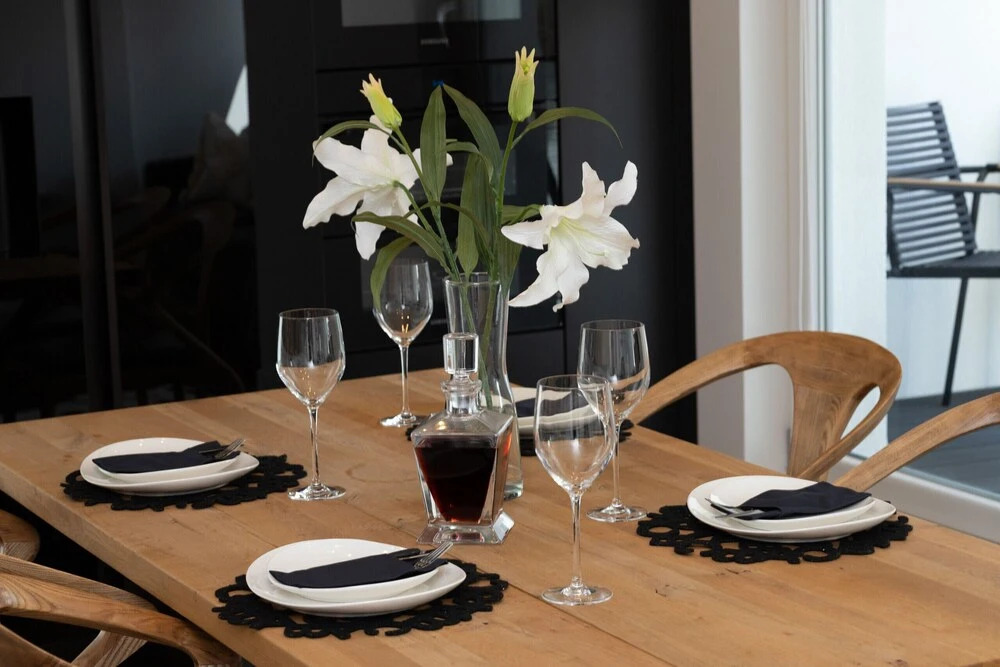 Stylish Apartment by Renters Prestige