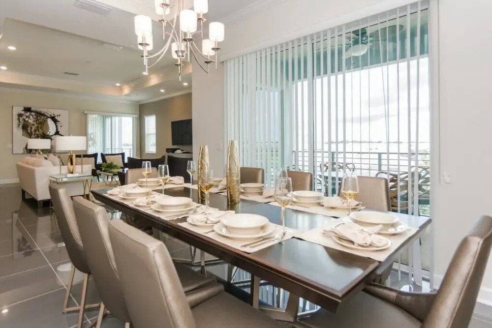 Top Deluxe Apartment at Storey Lake Sl4751-402