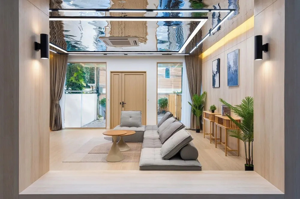 Spacious 4BR Muji Home With Loft & Pool in Ekkamai