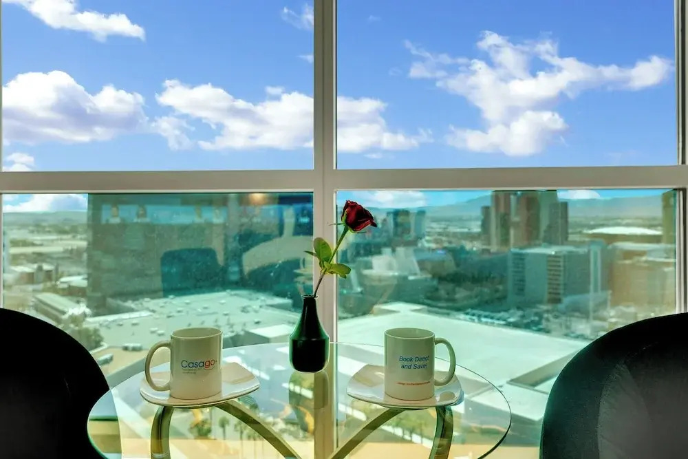 Skyline Serenity-strip,pool,f1 View-no Resort Fee