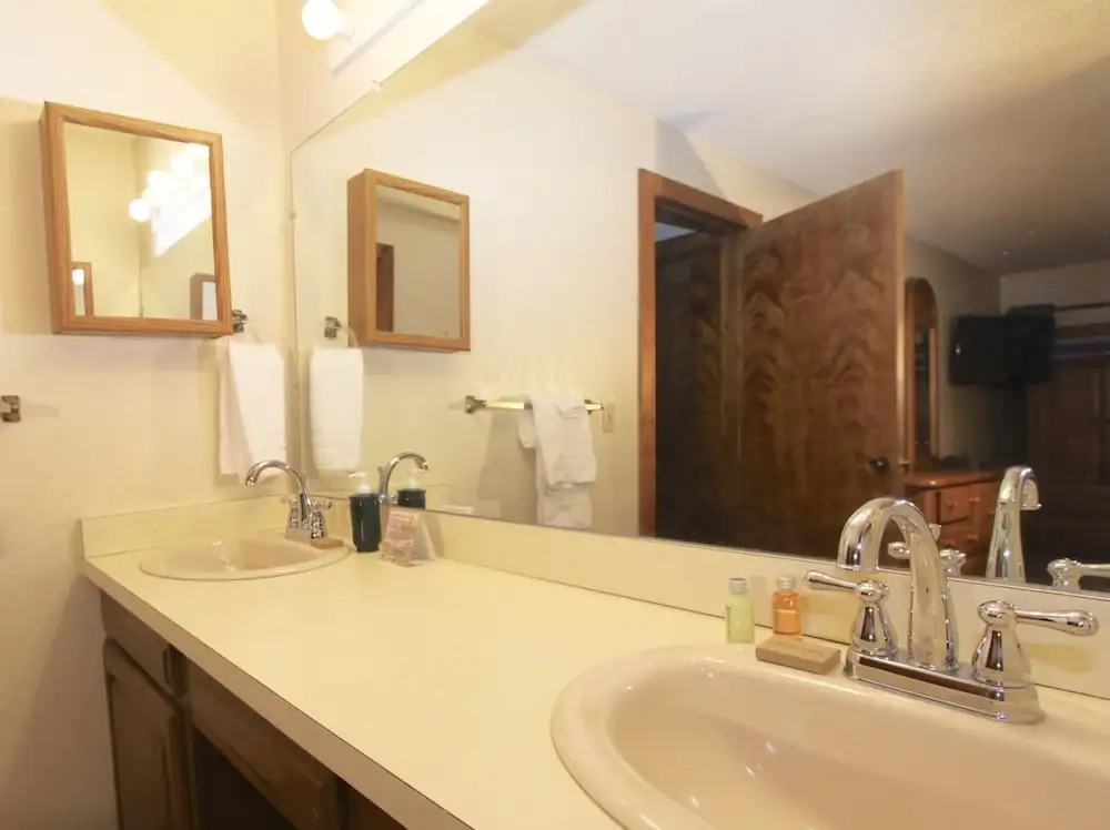 113ab Wptc - Cranmer Rd 3 Bedroom Condo