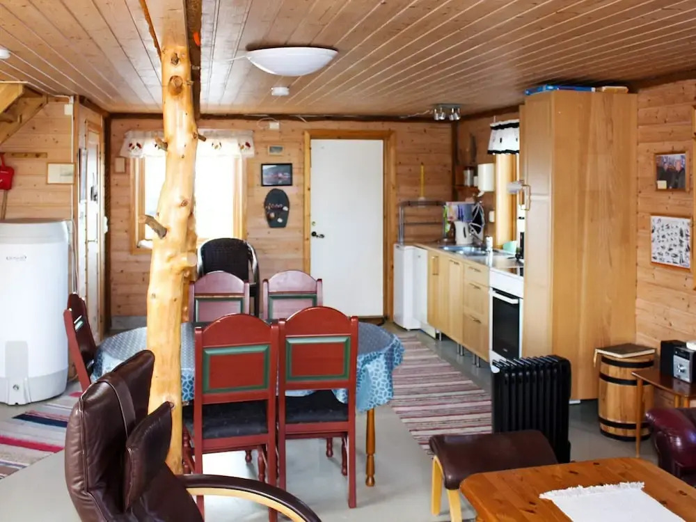 6 person holiday home in Brekstad