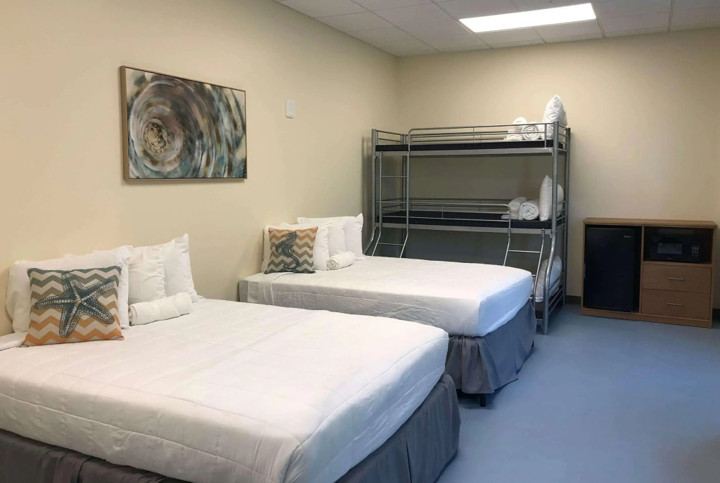 Travelodge by Wyndham Panama City Beach / Beachfront