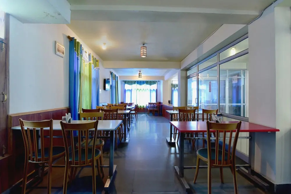 OYO 4838 Hotel The Valerian