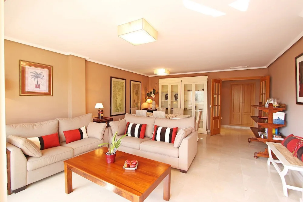 1151 Beachfront 2. Line 7 Bedroom 2 Apartments Together Dircet Dunes