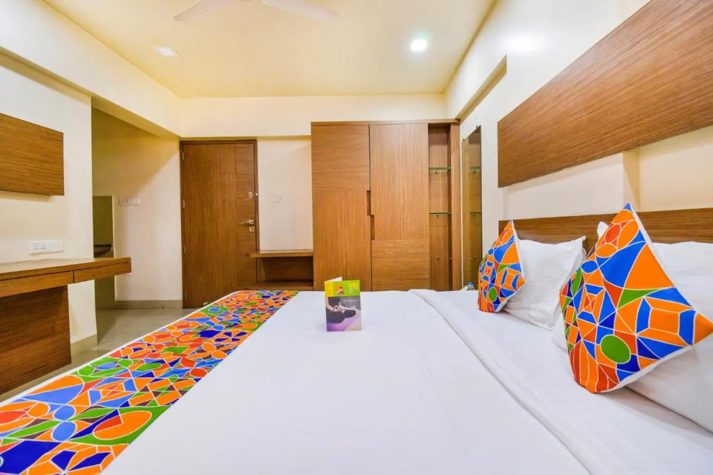 FabHotel Blossoms Pune Airport (Viman Nagar)