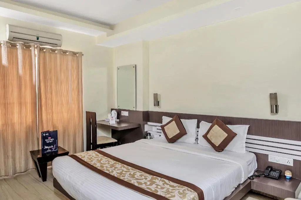 Hotel Accord by OYO Rooms