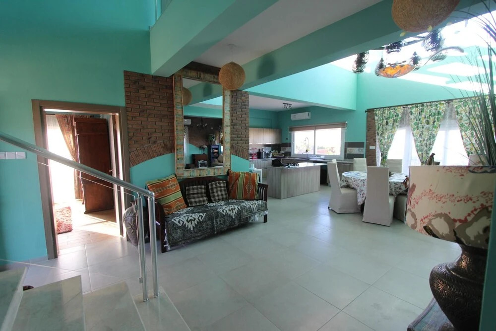 Villa With 5 Bedrooms in Tatlisu, With Pool Access, Enclosed Garden an