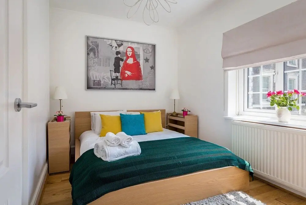 Park Lane Living! 3-bed 2-bath