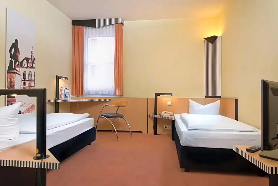 Двухместный номер Tryp (2 отдельные кровати)