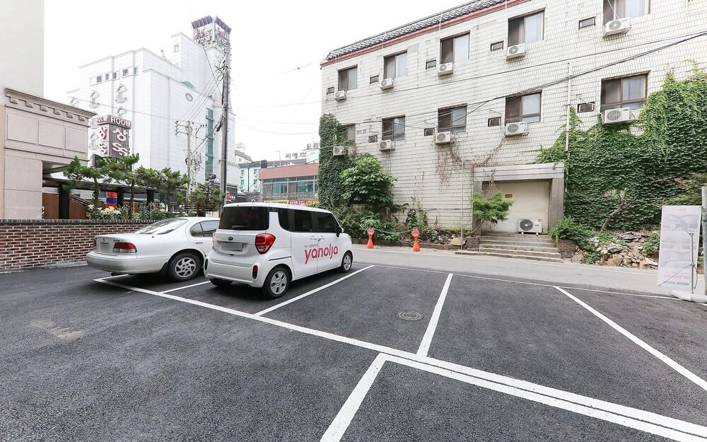 Cheonan Seongjeong J Hotel