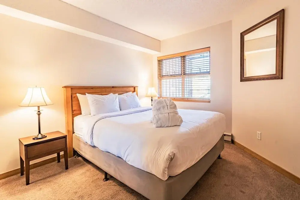 Whistler Vacation Club Lake Placid Lodge - 313